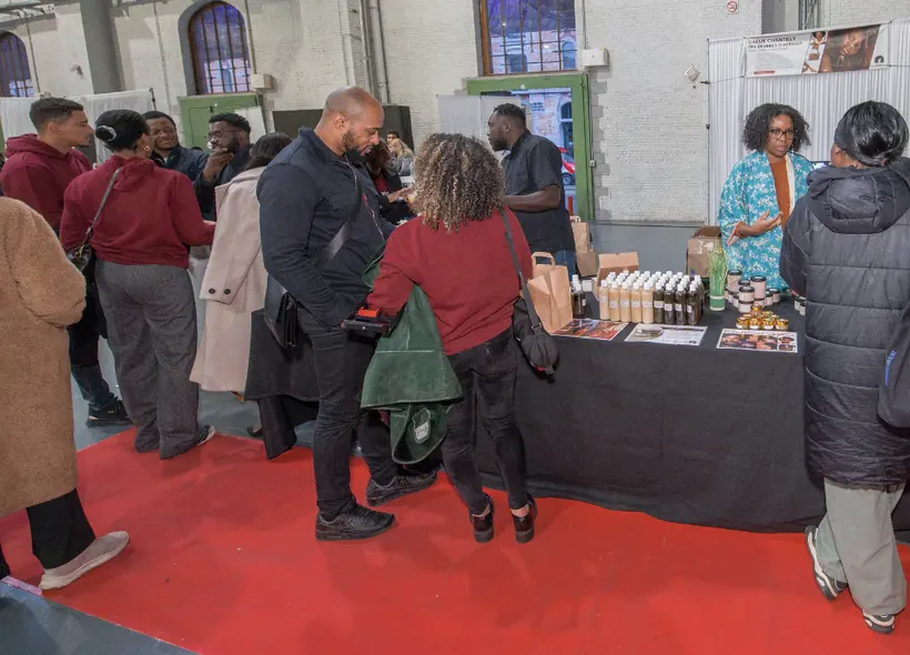 Stand de cosmétiques Yekoh